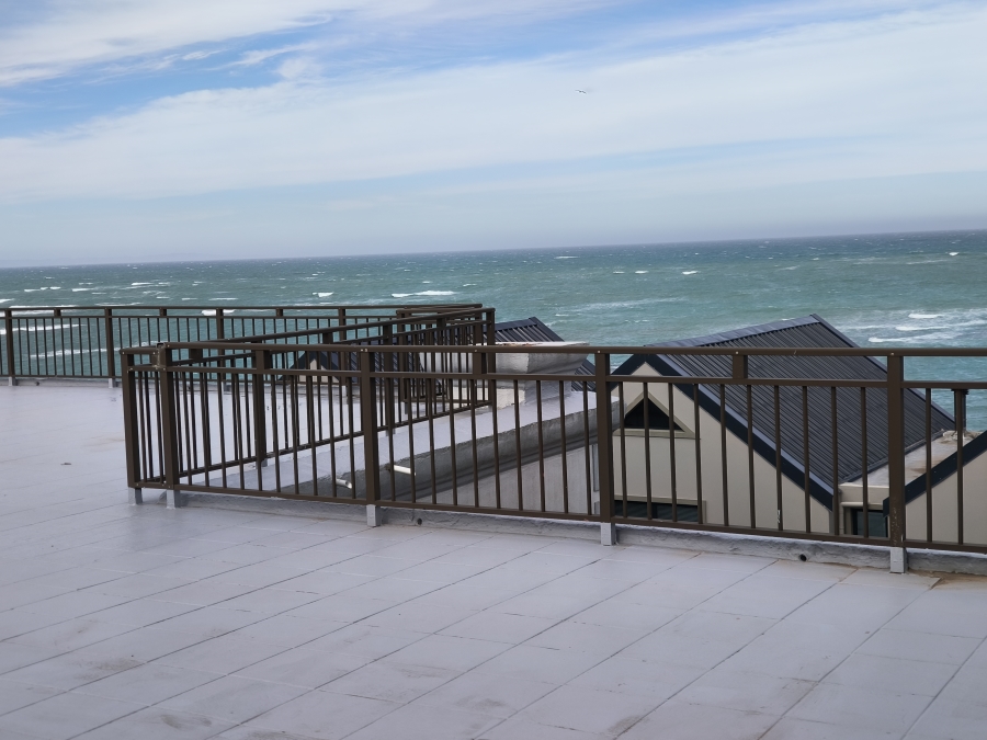 12 Bedroom Property for Sale in Paradise Beach Eastern Cape